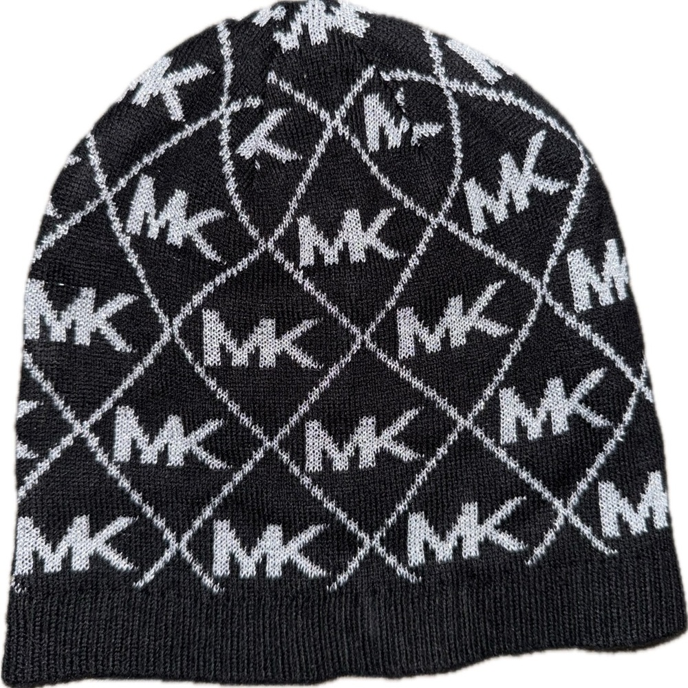 MICHAEL Michael Kors Black and White Knit Hat